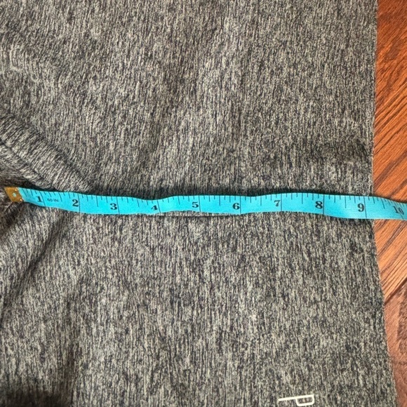 Victoria Secret Pink Yoga leggings Heather grey. Women’s size medium. Like new! - Picture 6 of 8
